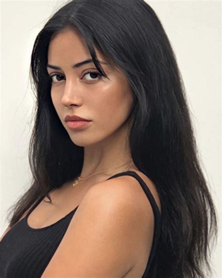 Cindy Tran (Instagram Star) - Age, Birthday, Bio, Facts, Family, Net Worth, Height & More