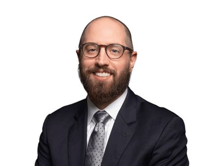 Florian Chmielewski net worth and salary income estimation Jan, 2024