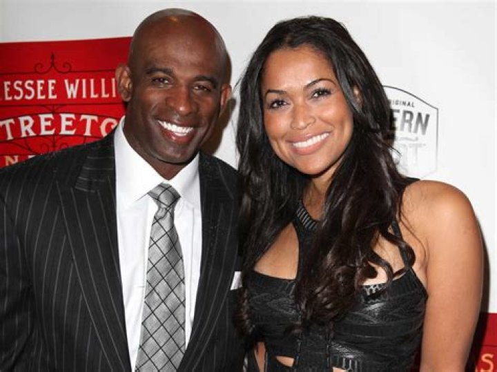 Is Deon Cole Married? Uncover The Truth