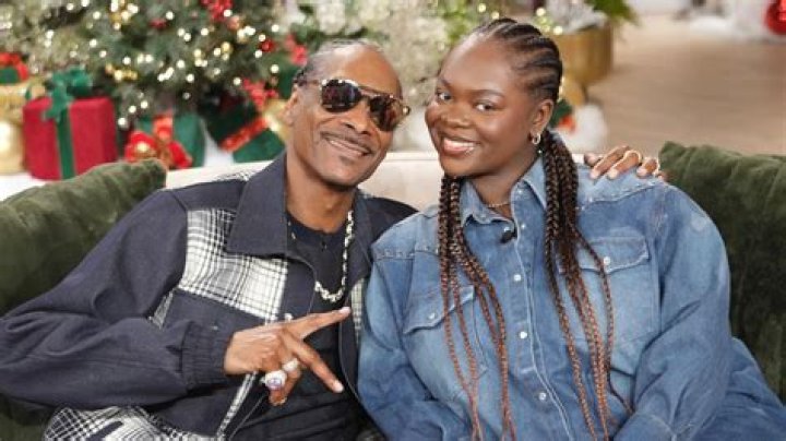 Julian Corrie Broadus' mother Laurie Holmond Biography: Age, Net Worth, Sibling, Parent, Instagram, Height, Wiki, Spouse, Children