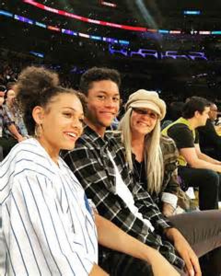 Michelle Moyer's Age And Beyond