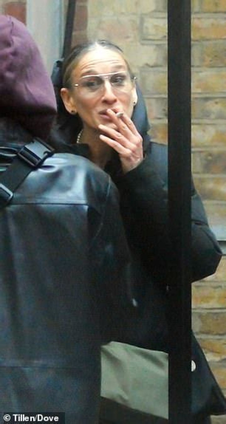 Sarah Jessica Parker's Smoking Saga