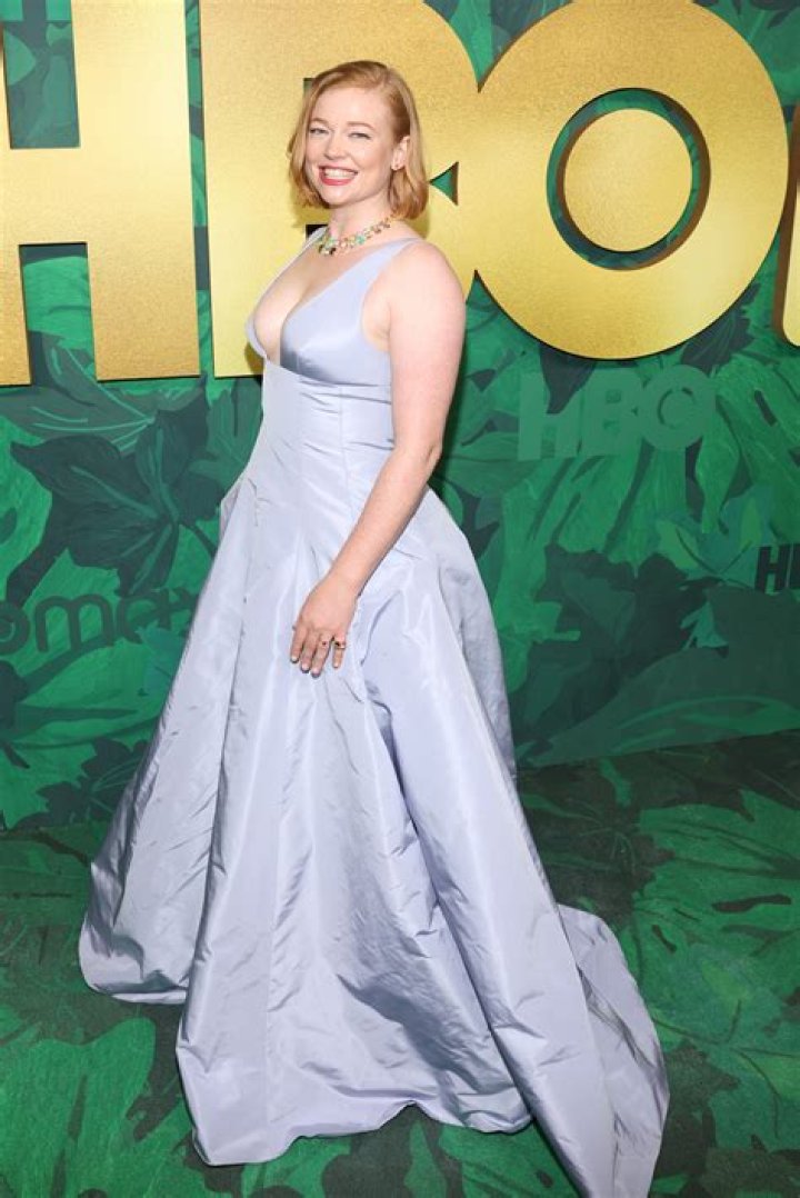 Sarah Snook's Weight Gain And The Impact On Her Career And Identity