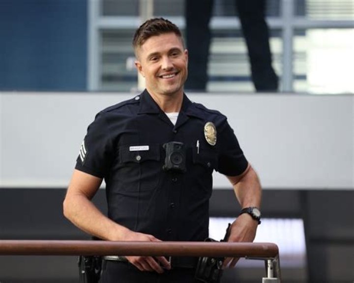 The Rookie star Eric Winter wows fans with incredible throwback post amid season 6 delay