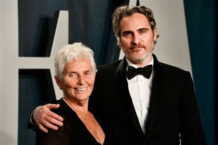 Unveiling Joaquin Phoenix's Parents: Their Influence And Legacy