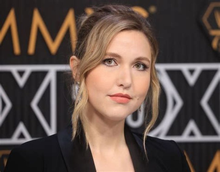 Unveiling Taylor Tomlinson's Height: Surprising Revelations