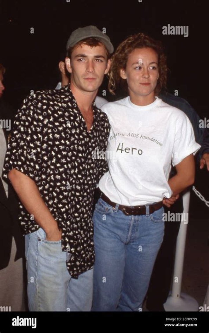 Unveiling The Timeless Love Story Of Luke Perry And Minnie Sharp